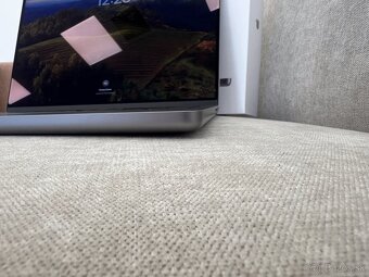 MacBook Pro 14" M2 PRO / 16GB RAM / 512GB SSD top stav - 5
