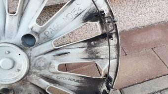 Originál VW puklice 15" - 5G0 601 147 - 5