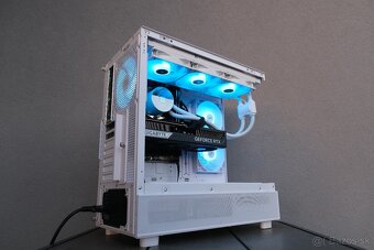 Herný PC, Ryzen 7 9800X3D, RTX 5080, 32GB RAM, 2TB SSD - 5