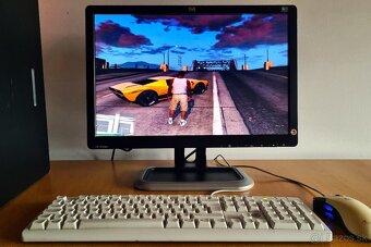 Stolný - Herný PC - 5