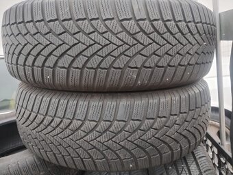 Zimné pneu.Bridgestone 235/65R17 - 5