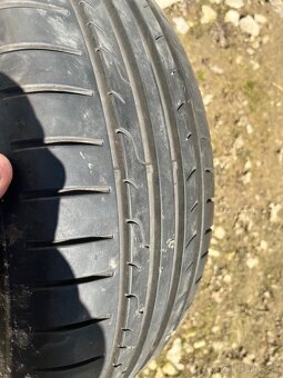 Dunlop 215/55r16 - 5