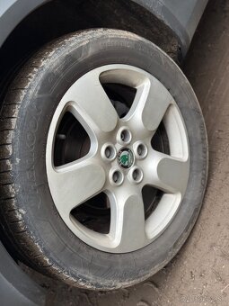 Rozpredam Skoda Octavia 2 Scout 2.0 TDi 103kw 4x4 . Kod mot - 5