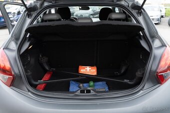 Peugeot 208,1.2i,110k,Limitová edícia-matná,Polokoža,62t.km - 5