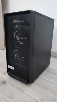 PC skrinka Fractal Meshify C - 5