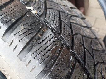 Zimné pneu Dunlop 215 60 R16 - 5