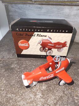Coca cola pedal plane - 5