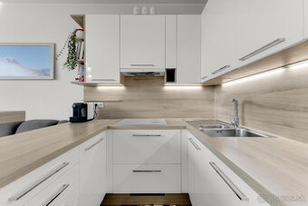 Slnečný 3-izbový byt s výhľadom na Karpaty v Slovenskom Grob - 5