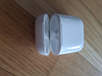 Apple AirPods 2 - 5