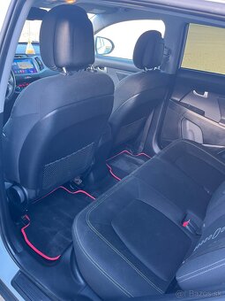 KIA Sportage - 5
