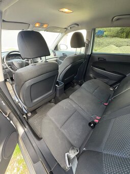 Predám Hyundai i30 - 5