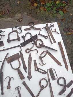 Staré kované výrobky veci - 5