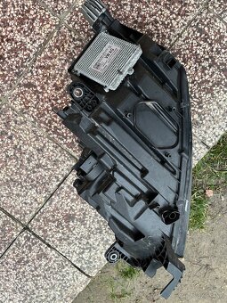 prave svetlo octavia 4 - 5