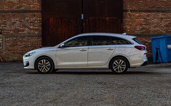 Hyundai i30 CW 1.6 CRDi 136 Style 7DCT - 5