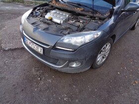 Renault Megane III 1,6i 81KW, rozpredám na náhradné diely - 5