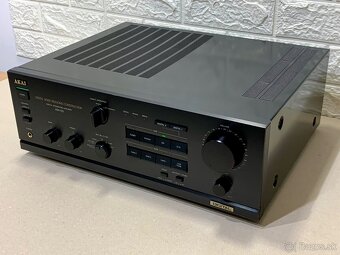 AKAI AM-55 …. Digital integrovaný zosilovač - 5