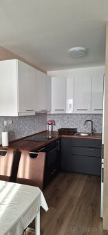 2izbový byt na začiatku Petržalky, Fuxova, Bosákova ulica - 5