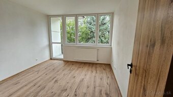 VIVAREAL BYT S GARÁŽOU 3 izb. byt, uzatvorený pozemok BD, - 5