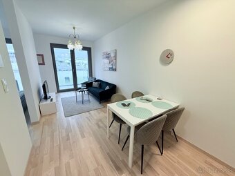 Prenájom 2izbový byt Metropolis Bratislava Staré mesto. - 5