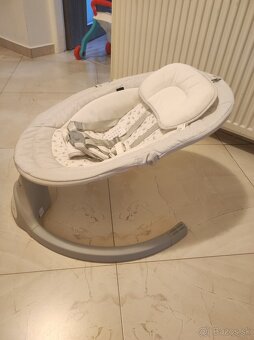 Hojdacie kresielko ako nové - 5