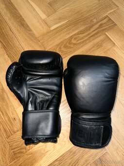 Boxerské rukavice Venum - 5