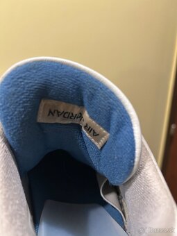 Air Jordan 4 Retro - 5