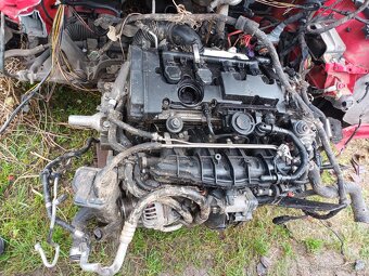 Rozpredám audi tt - 5