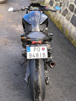 Kawasaki Z800 - 5