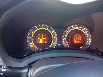 Toyota Auris - 5