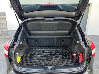 Nissan Qashqai 1.5dCi 81kw 2014 Manuál - 5