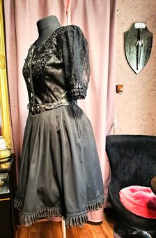 Predám čierne šaty v štýle gotik - 5