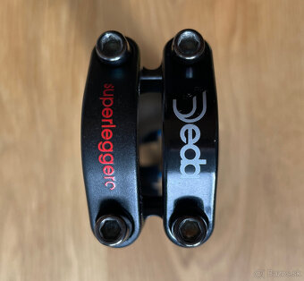 predstavec Deda Superleggero - 5