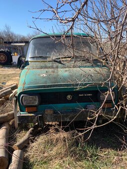 Škoda 1203 karoséria - 5