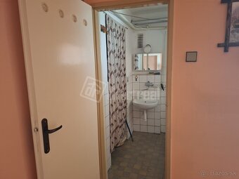 Slnečný byt v centre mesta s parkovaním vo dvore - 5