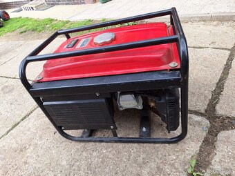 Predam elektrocentrálu generátor Honda - 5