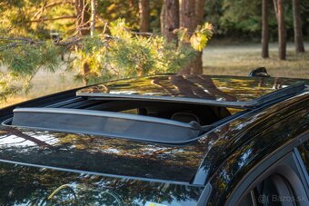 VOLVO XC40 B4 R-DESIGN AWD - 5