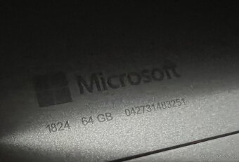 Microsoft Surface Go 1824 - 5