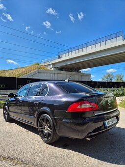 ŠKODA SUPERB 2 2.0TDI CR 125KW M6 2010 - 5