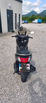 Yamaha nmax125 - 5