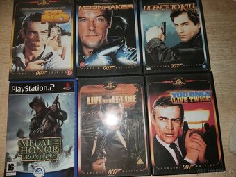 DVD Agent 007 a Play Station 2 plus 11ks hry - 5