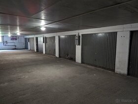 Garaz v parkovacom dome na Druzbe - Vladimira Clementisa - 5
