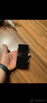 Iphone SE 2022/64 GB - 5