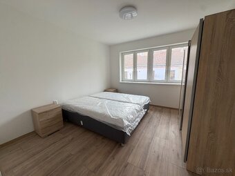 Na prenájom zariadený 3-izb.byt, Nitra, centrum - 5