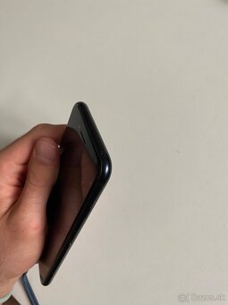 Predám| Iphone SE 3 (2022) 128GB - 5