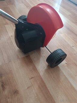 Elektrická strunova kosačka - 5