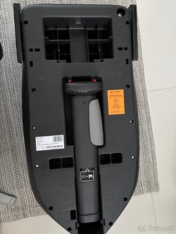 Cybex Aton B2 i-size + base one ISOFIX - 5