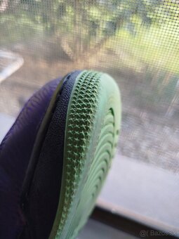 Nike Air Revolution - 5