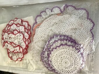 Vyšívané obrusy - 5