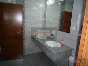 VIVAREAL  PRENÁJOM EXKLUZÍVNYCH KANCELÁRIÍ  Výmery od 13 m - 5