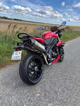Triumph Speed Triple 1050 - 5